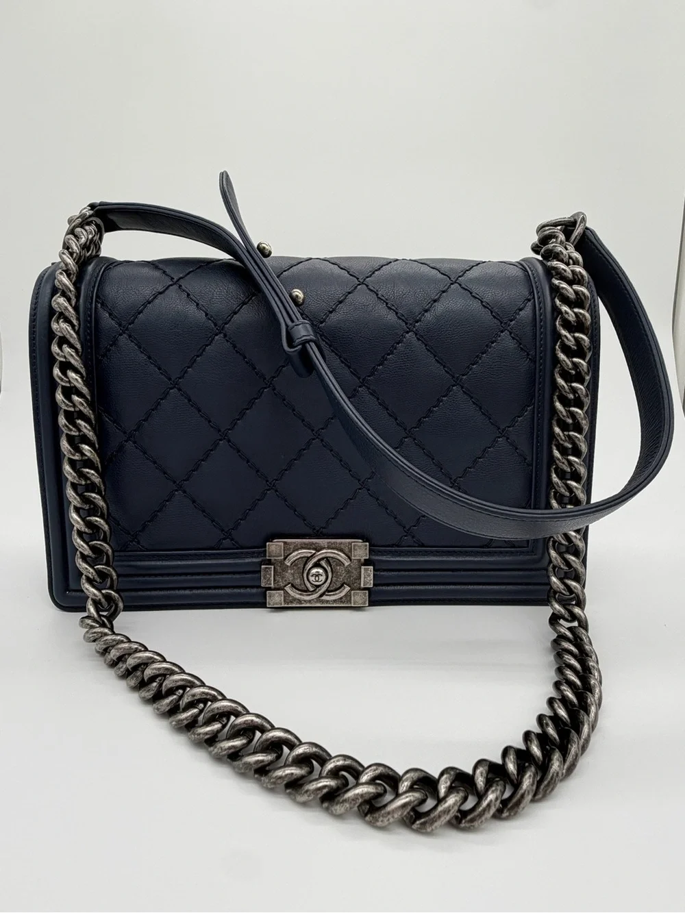 CHANEL classic quilted